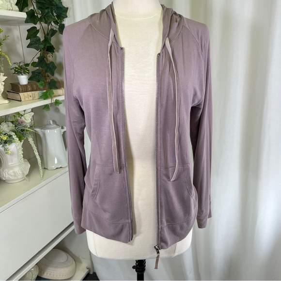 Victorias Secret Rhinestone Wing Backed Super Soft Purple Hoodie y2k Style - Picture 11 of 12